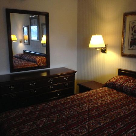 Continent Inn Колумбус Экстерьер фото