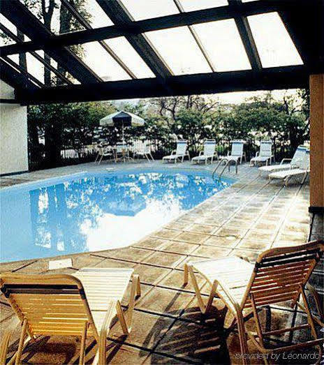 Continent Inn Колумбус Экстерьер фото